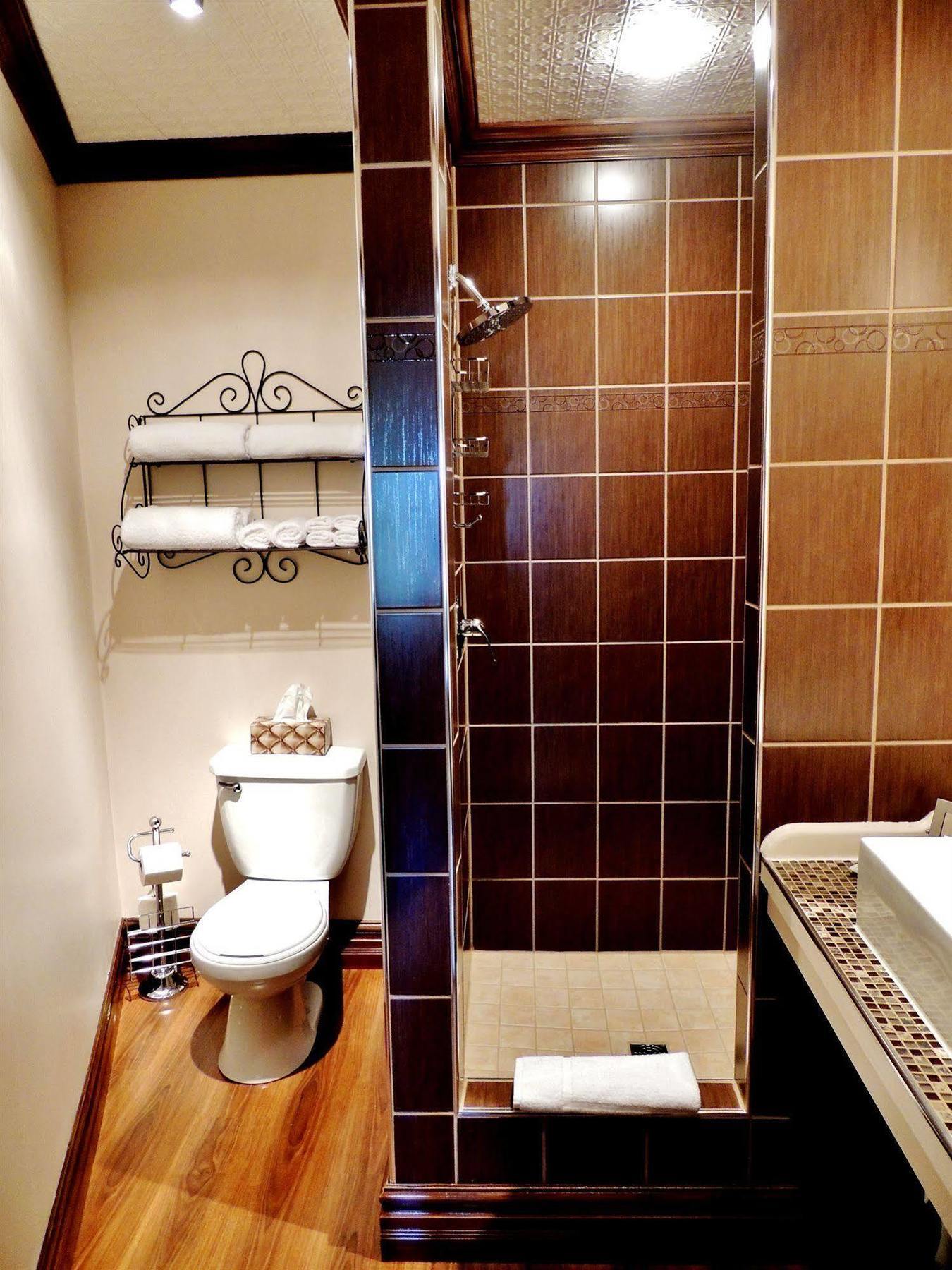 Auberge Du Vieux Faubourg Sainte Anne-des-Chênes Екстериор снимка